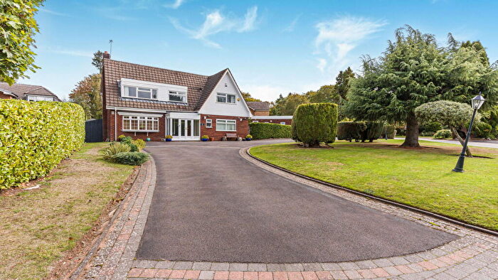 5 Bedroom Detached House For Sale In Claverdon Drive, Little Aston Park, Sutton Coldfield, B74