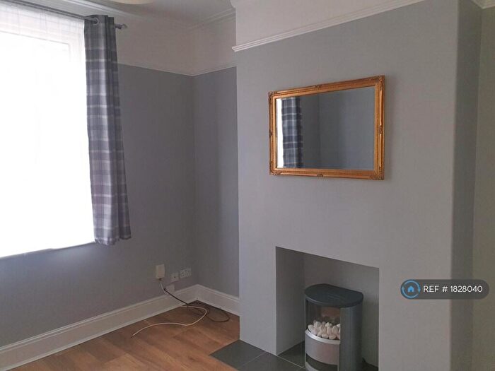 3 Bedroom Terraced House To Rent In Brewery Road, Ilkley, LS29