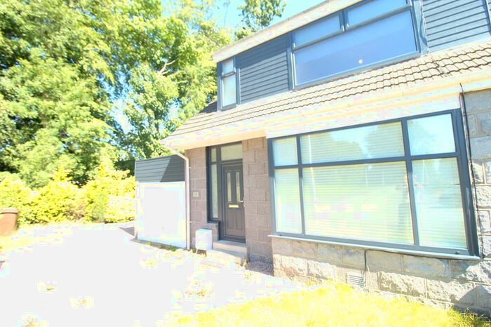 3 Bedroom Semi-Detached House To Rent In Kinaldie Crescent, Aberdeen, AB15