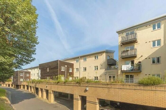 2 Bedroom Flat To Rent In Temeraire Place, Greenford Dragon Lane, Brentford, TW8