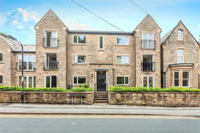 2 Bedroom Flat To Rent In Hopwood Street, Barnsley, South Yorkshire, S70