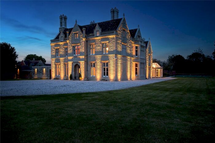 10 Bedroom Detached House To Rent In Longdon, Tewkesbury, Gloucestershire, GL20