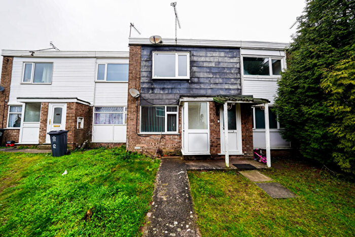 2 Bedroom Flat To Rent In Green Walk, Leicester, Leicestershire, LE3