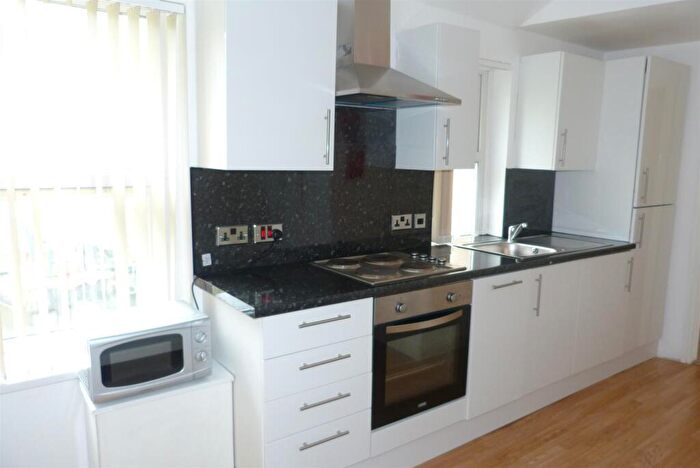 1 Bedroom Flat To Rent In Colum Road, Cathays, CF10
