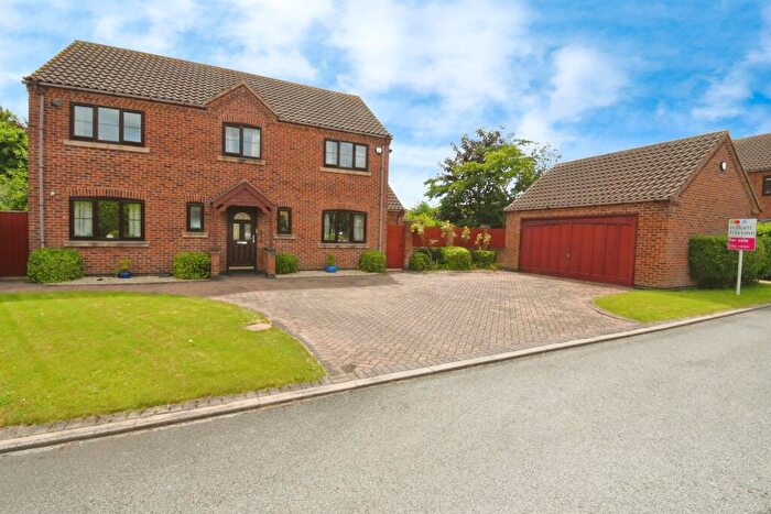 4 Bedroom Detached House For Sale In Timson Court, Beckingham, Doncaster, DN10