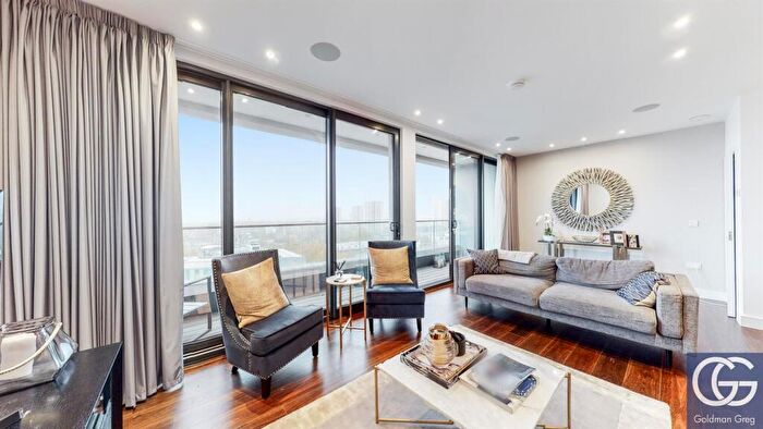 3 Bedroom Penthouse To Rent In Centre Heights, Finchley Road, London, NW3