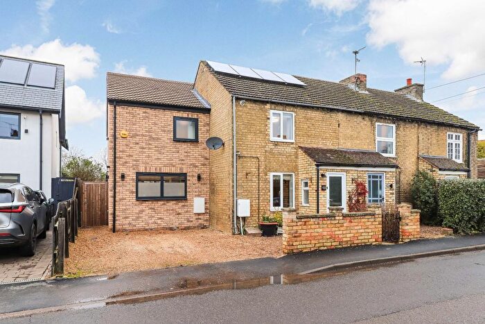 4 Bedroom Semi Detached House For Sale In Cottenham Road, Histon, Cambridge, CB24