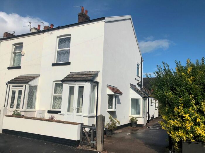 3 Bedroom Semi-Detached House To Rent In Grove Street, Hazel Grove, Stockport, SK7