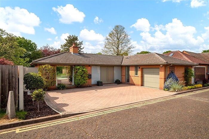 4 Bedroom Bungalow To Rent In Diamond Close, Cambridge, Cambridgeshire, CB2