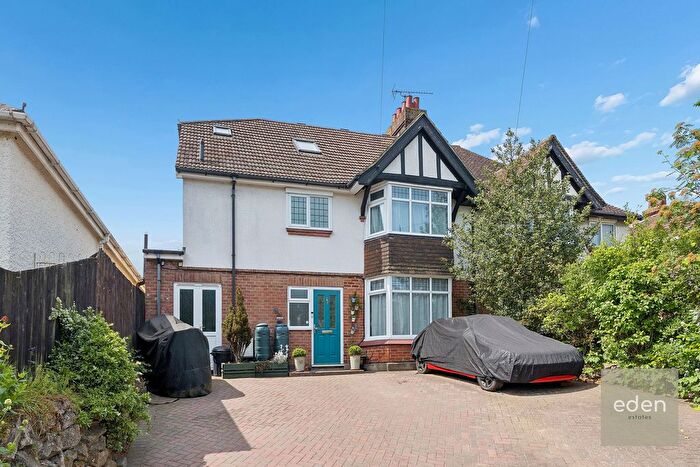 4 Bedroom Semi Detached House For Sale In Loose Road, Maidstone, ME15