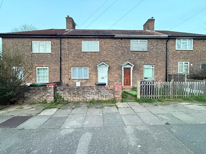 2 Bedroom Terraced House For Sale In Headcorn Road, Bromley, BR1