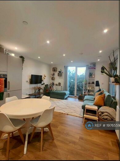 2 Bedroom Flat To Rent In Mahindra Way, London, E6