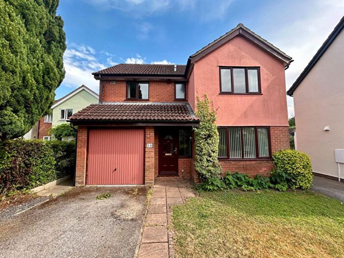 4 Bedroom Detached House For Sale In Brook View, Thaxted, Dunmow, CM6