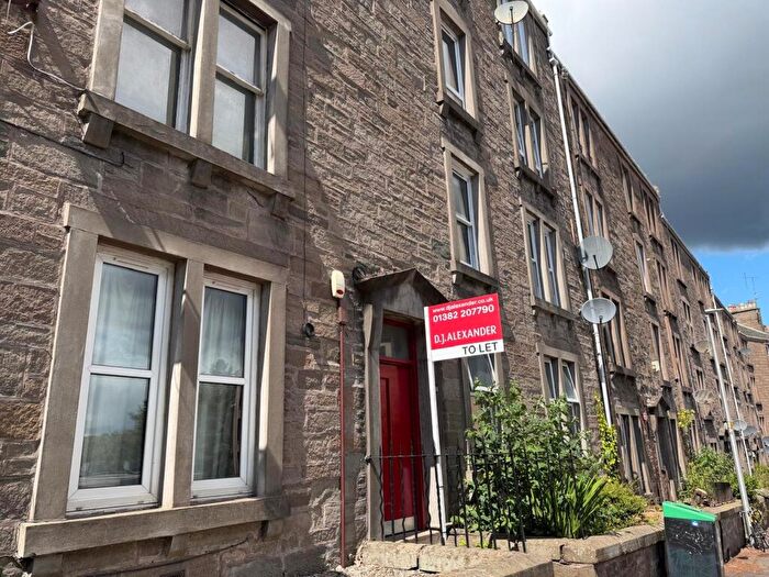 2 Bedroom Flat To Rent In Forest Park Road, Dundee, DD1