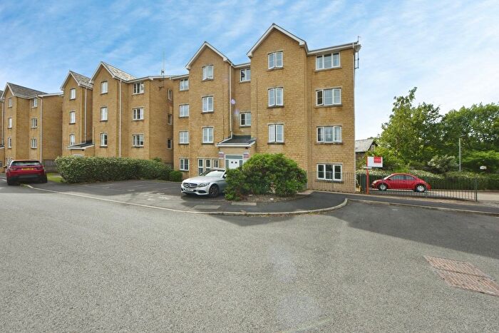 2 Bedroom Flat For Sale In Straight Mile Court, Burnley, Lancashire, BB11