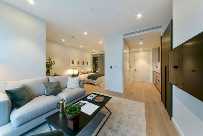 Studio To Rent In George Street, Canary Wharf, London, E14