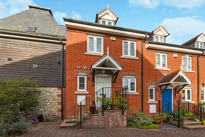 3 Bedroom Terraced House To Rent In Silver Birch Mews, Greatham, Hampshire, GU33