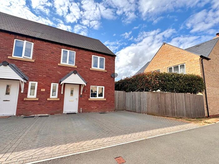 3 Bedroom Semi-Detached House For Sale In Eperson Way, Waltham On The Wolds, LE14