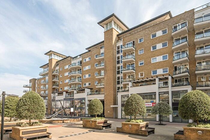 1 Bedroom Flat To Rent In Riverside West, Wandsworth, London, SW18