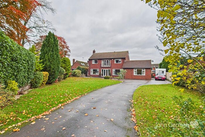 4 Bedroom Detached House For Sale In Bramshall Road, Uttoxeter, ST14