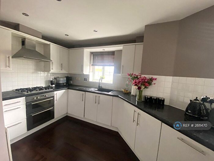 2 Bedroom Flat To Rent In Silver Birch Way, Whiteley, Fareham, PO15