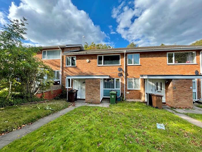 2 Bedroom Maisonette To Rent In Myton Drive, Shirley, Solihull, B90
