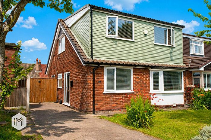 4 Bedroom Semi-Detached House For Sale In Rutland Avenue, Lowton, WA3
