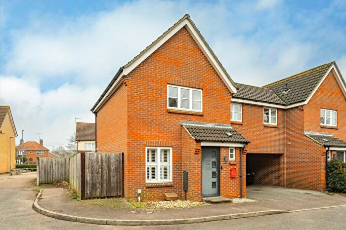 3 Bedroom Semi Detached House For Sale In Russet Way, Dereham, NR19