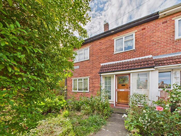 3 Bedroom Semi-Detached House For Sale In Hatfield Avenue, Hebburn, Tyne And Wear, NE31