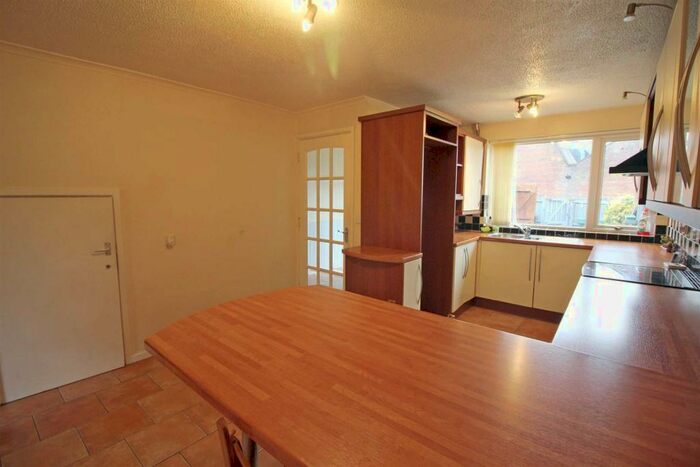 3 Bedroom Town House To Rent In Cleves Court, Heywood, OL10