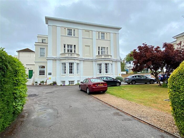 2 Bedroom Flat For Sale In Park Place, Cheltenham, Gloucestershire, GL50