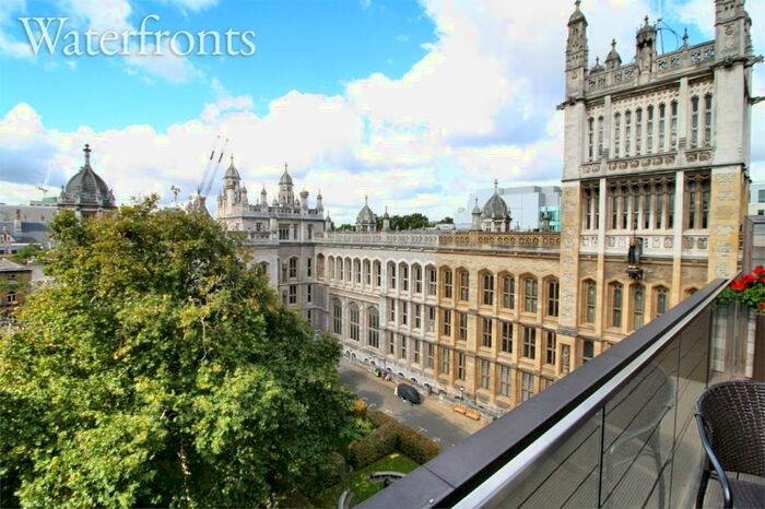 2 Bedroom Apartment To Rent In St Dunstan's House, - Fetter Lane, London, EC4A