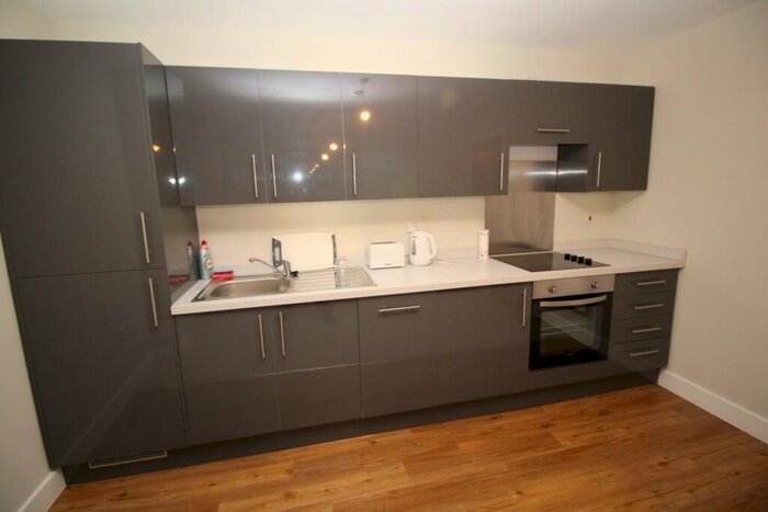 2 Bedroom Apartment To Rent In Bridgewater Gate, Woden Street, Salford, Lancashire, M5