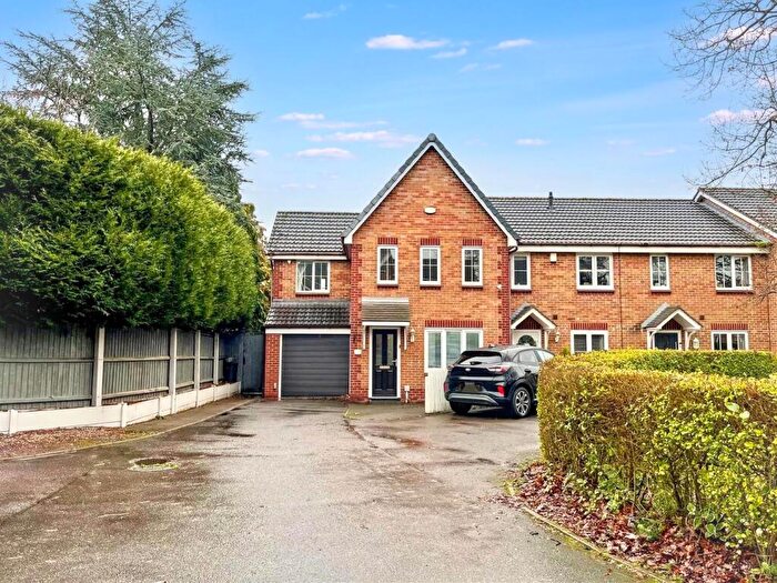 3 Bedroom End Of Terrace House For Sale In Water Mill Crescent, Sutton Coldfield, B76