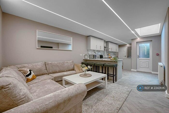 5 Bedroom Terraced House To Rent In Whitefriars Street, Coventry, CV1