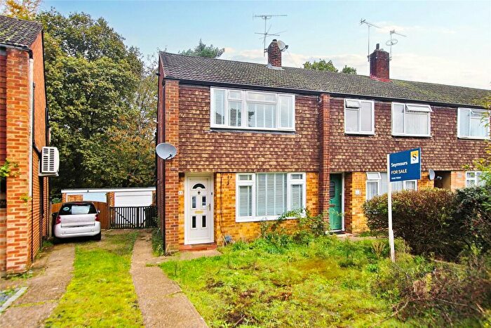 3 Bedroom End Of Terrace House For Sale In Connaught Crescent, Brookwood, Woking, Surrey, GU24