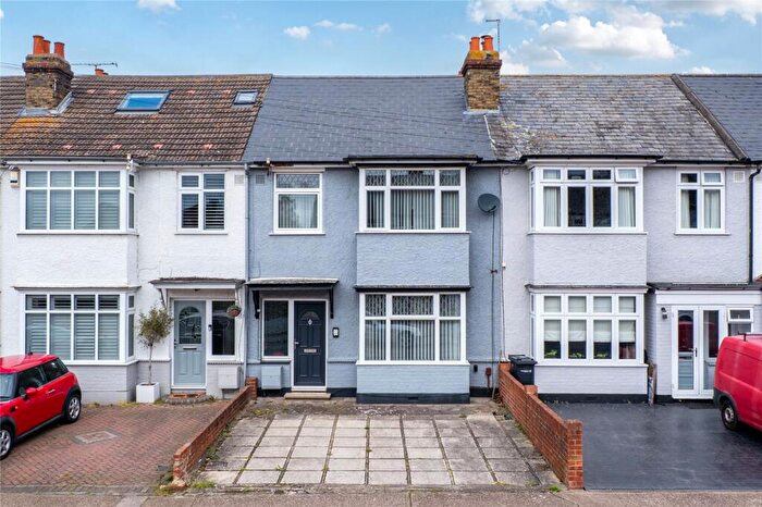 3 Bedroom Terraced House For Sale In Smarts Road, Gravesend, Kent, DA12
