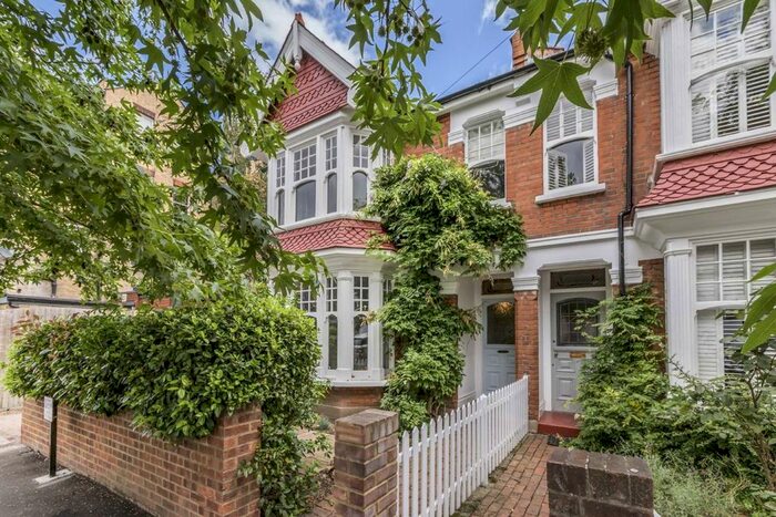 4 Bedroom Property To Rent In Udney Park Road, Teddington TW11