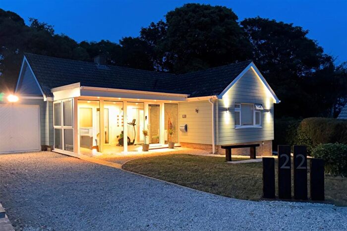3 Bedroom Bungalow For Sale In Norburton, Burton Bradstock, Bridport, DT6