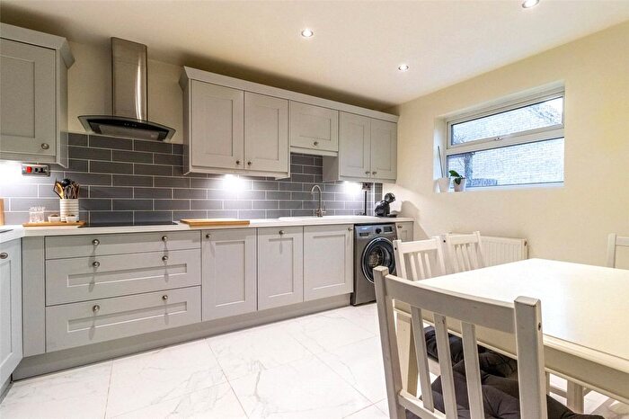 3 Bedroom Terraced House For Sale In Corfe Road, Toothill, Swindon, Wiltshire, SN5