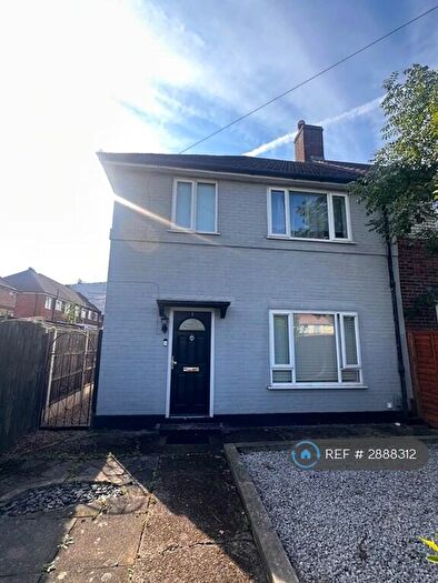 3 Bedroom End Of Terrace House To Rent In Gavestone Road, London, SE12