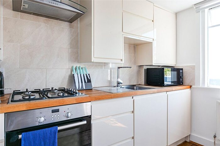 1 Bedroom Flat For Sale In Cumberland Street, Abbots Manor, SW1V