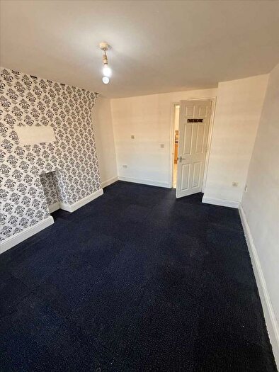 1 Bedroom Flat To Rent In Harmer Street, Gravesend, DA12