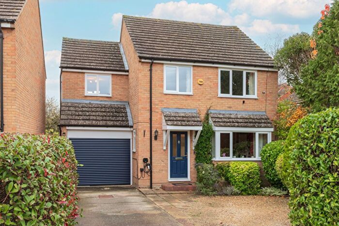 4 Bedroom Detached House For Sale In The Moorlands, Kidlington, OX5