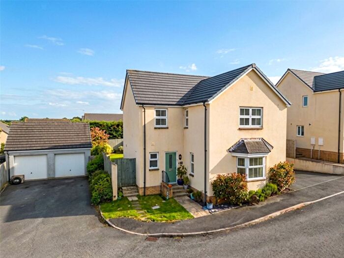 4 Bedroom Detached House For Sale In Hillside Drive, Okehampton, EX20
