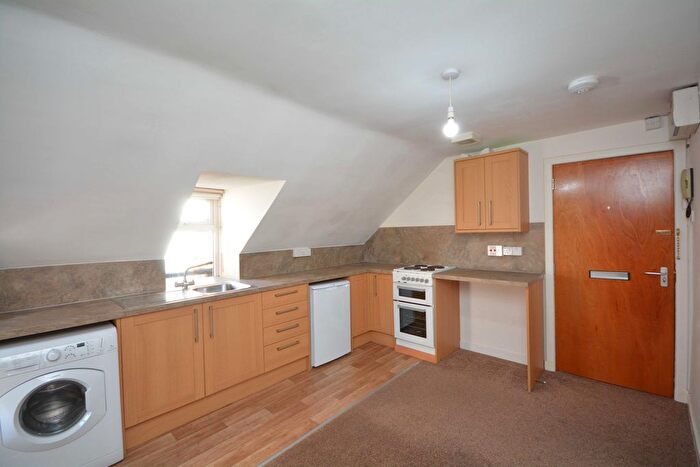 1 Bedroom Flat To Rent In Tomnahurich St, Inverness, IV3