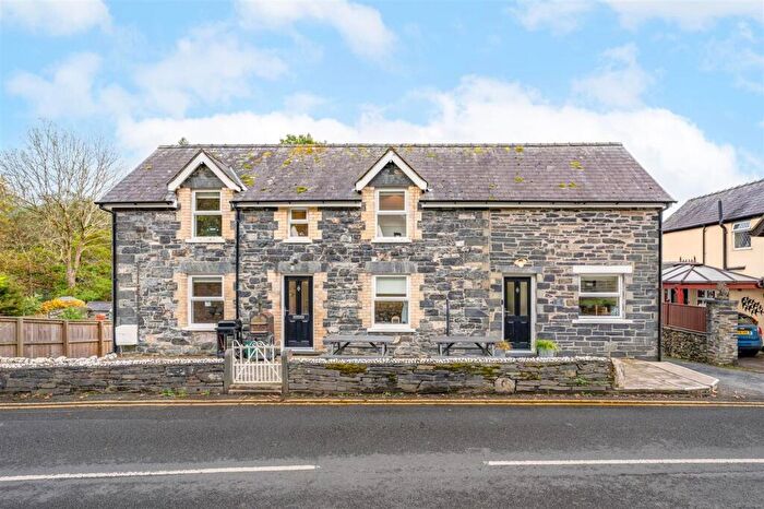 3 Bedroom Detached House For Sale In Mills Street, Betws-Y-Coed, LL24