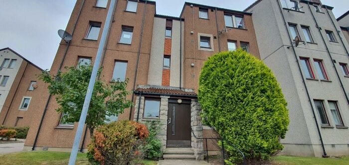 2 Bedroom Flat To Rent In Headland Court, Garthdee, Aberdeen, AB10