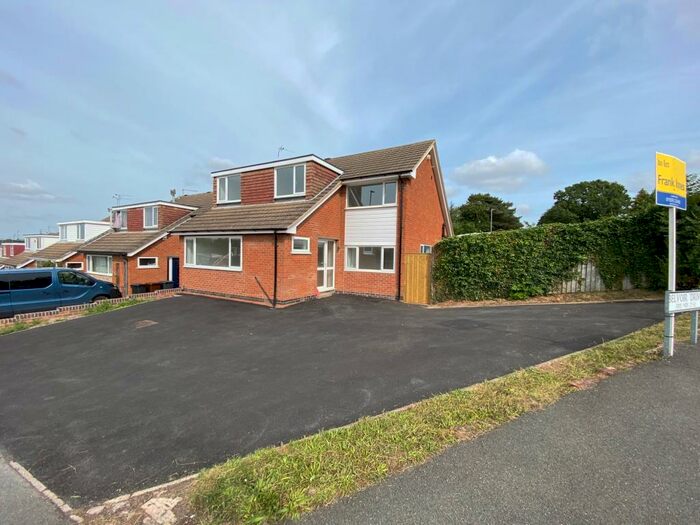 4 Bedroom House To Rent In Belvior Drive, Loughborough, Leics, LE11