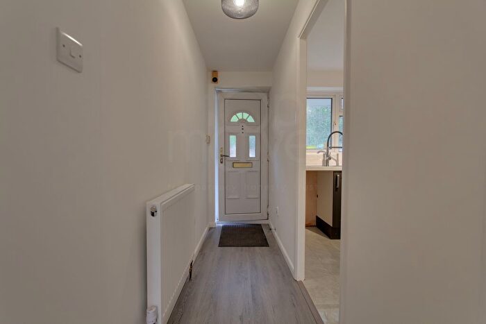 3 Bedroom Terraced House To Rent In Danbury Crescent, South Ockendon, RM15